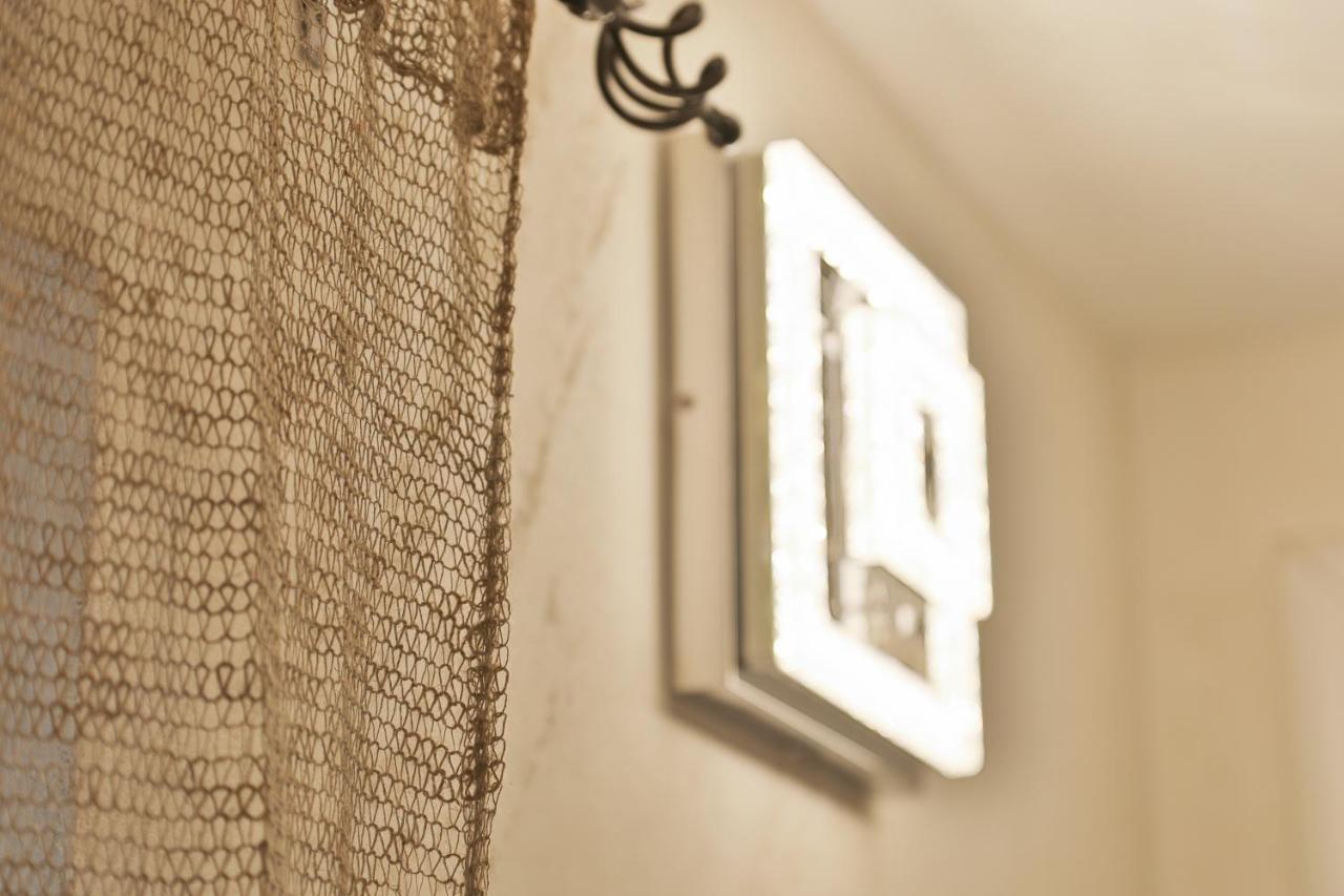 Grottini Luxury Suites ~ Pantheon ローマ エクステリア 写真